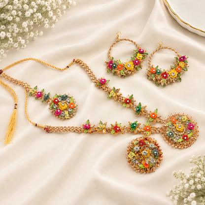 Mehndi Attire – Beautiful Gota Har Set