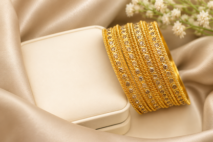 Beautiful Spot Bangles Set