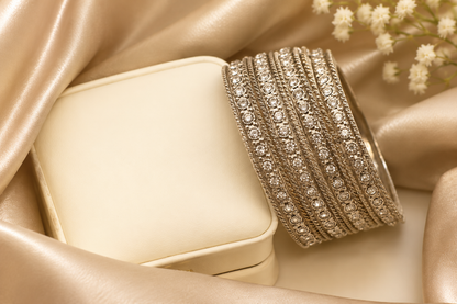 Beautiful Spot Bangles Set