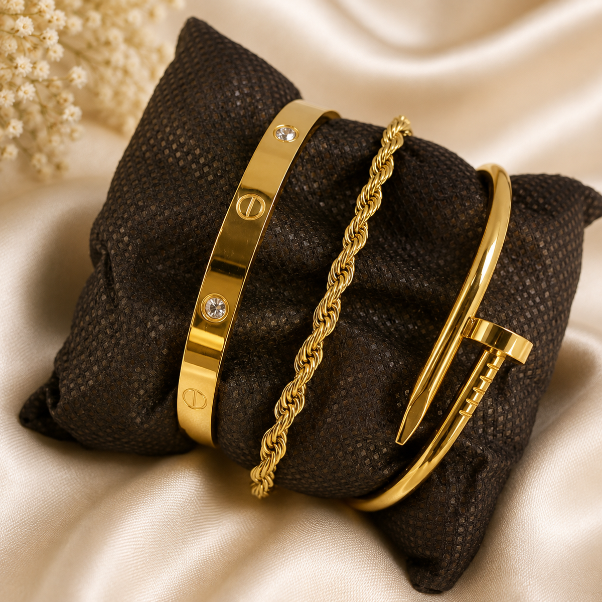3-Piece Elegant Hand Cuff Set