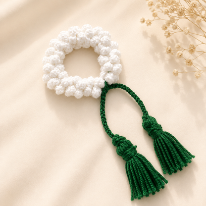 Bracelets White Crochet Bobble Ring with Green Tassels
